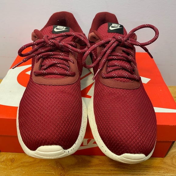 Nike Tanjun SE - Picture 4 of 6